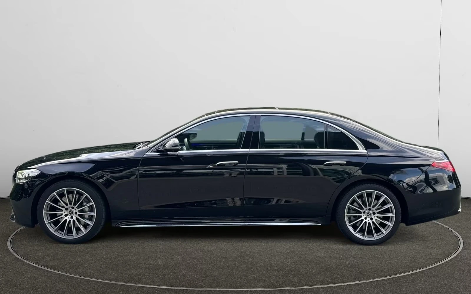 Mercedes-Benz S 500 AMG / LONG / BURM / PANO / MULTIBEAM / PANO/ 360 /, снимка 4 - Автомобили и джипове - 55886566