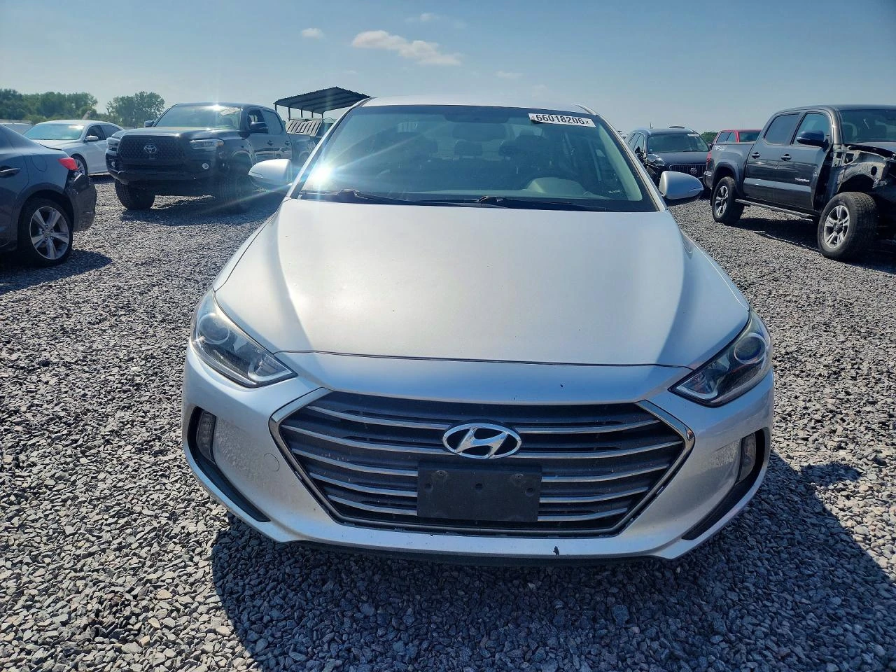 Hyundai Elantra 2.0l Limited, снимка 5 - Автомобили и джипове - 56145173