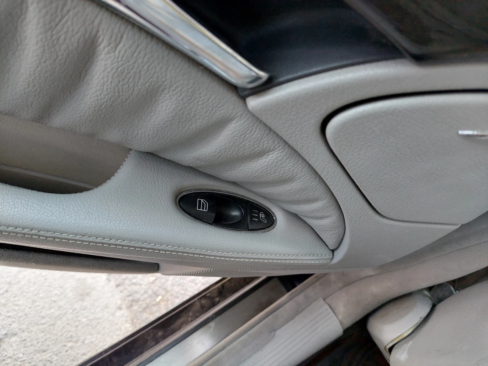 Mercedes-Benz E 320, снимка 8 - Автомобили и джипове - 56200060