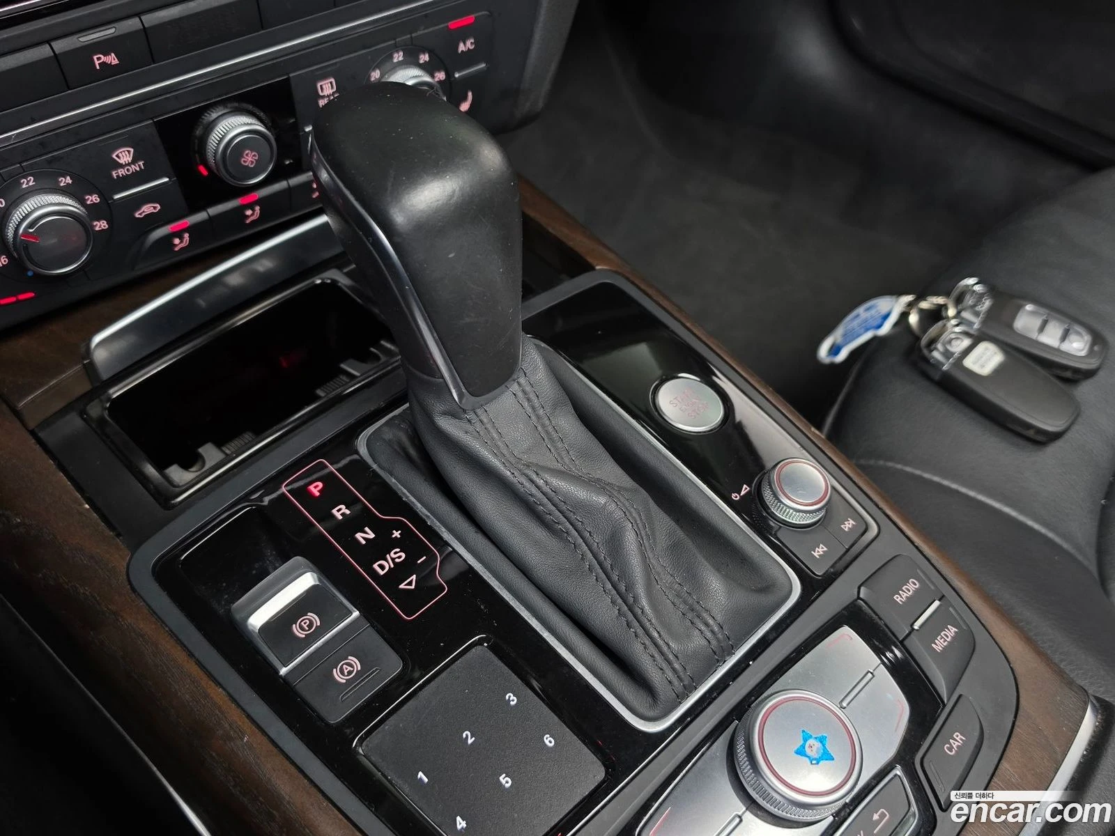 Audi A6 35 TDI, снимка 9 - Автомобили и джипове - 56378836