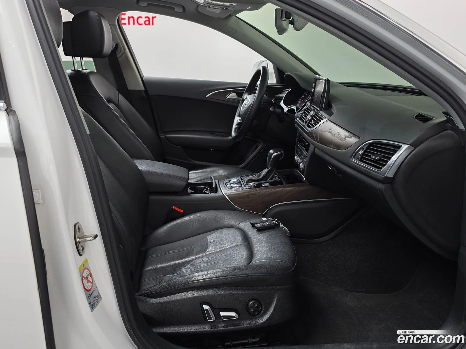Audi A6 35 TDI, снимка 11 - Автомобили и джипове - 56378836
