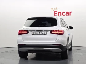 Mercedes-Benz GLC 300 4Matic, снимка 4
