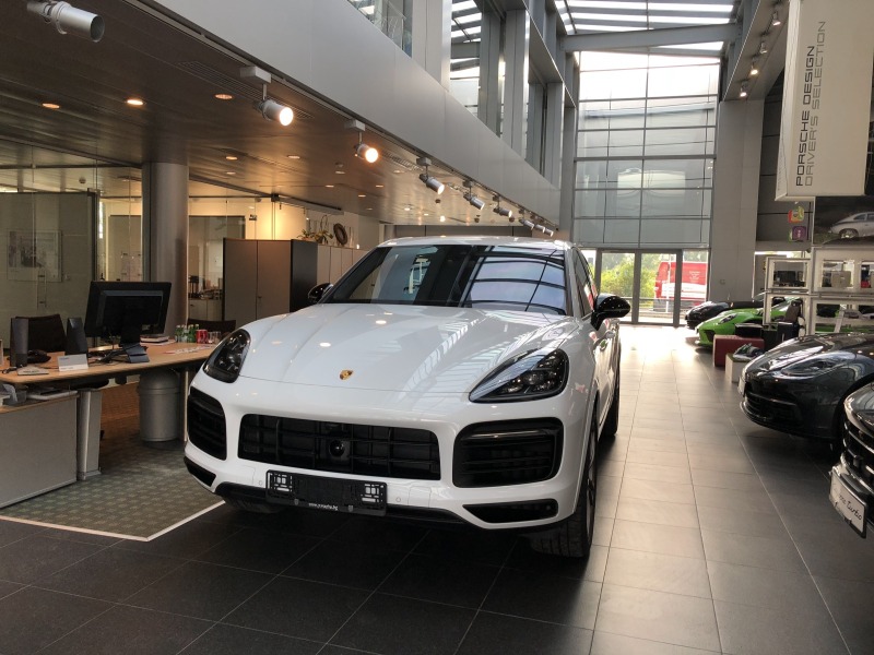 Porsche Cayenne Sport, снимка 3 - Автомобили и джипове - 47233631