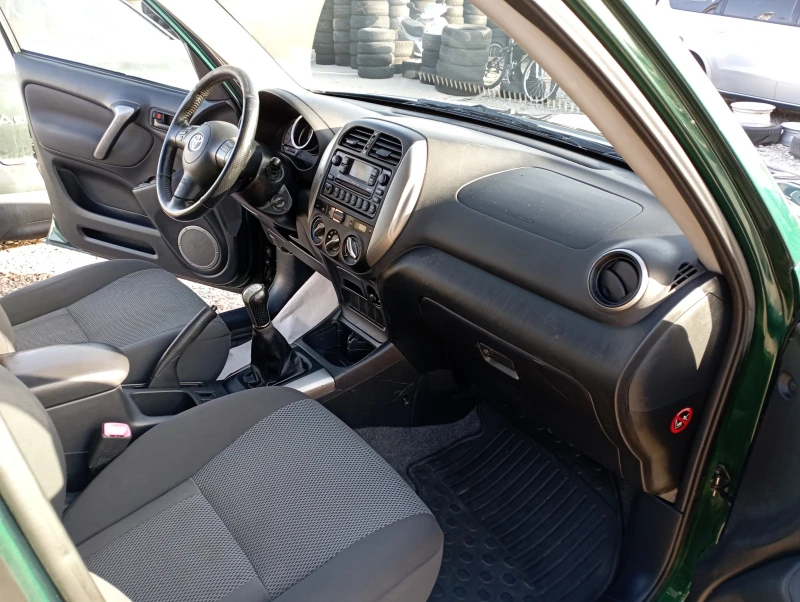 Toyota Rav4 2.0 D4D 116, снимка 14 - Автомобили и джипове - 47756730