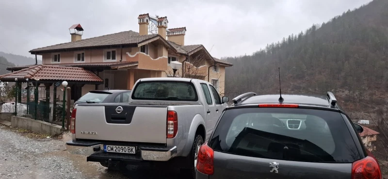 Nissan Navara 2.5 dci, снимка 6 - Автомобили и джипове - 48176840