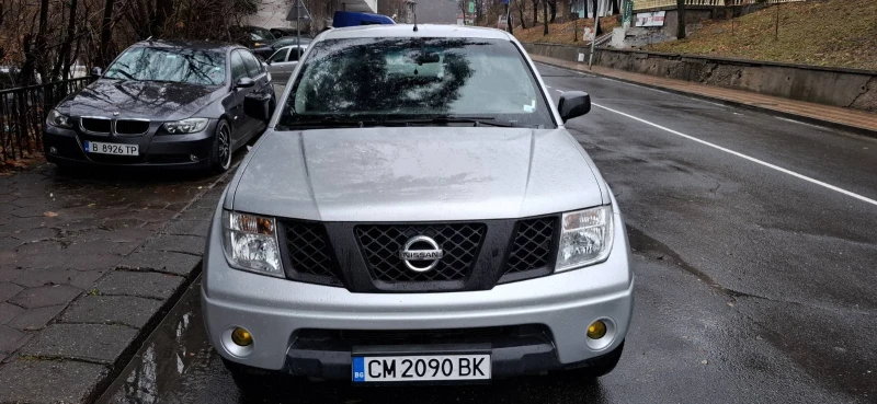 Nissan Navara 2.5 dci, снимка 1 - Автомобили и джипове - 48176840