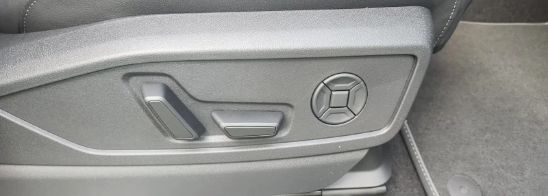 Audi Q5 40TFSI Quattro, снимка 7 - Автомобили и джипове - 52535809