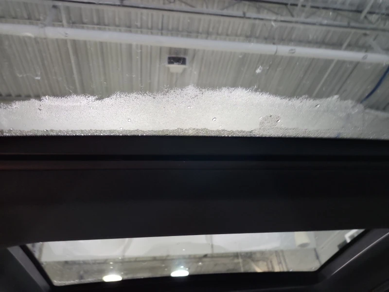 Mercedes-Benz GLE 43 AMG * * CARFAX * * АВТО КРЕДИТ * * , снимка 12 - Автомобили и джипове - 53216626