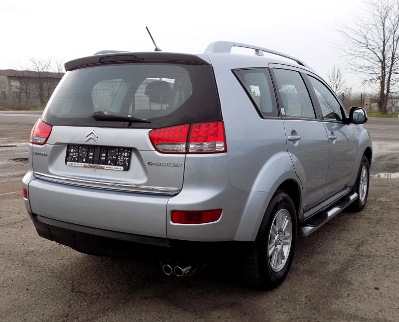 Citroen C-Crosser 2.2HDi/156к/4х4/АВТОМАТИК/2011г., снимка 4 - Автомобили и джипове - 53275420