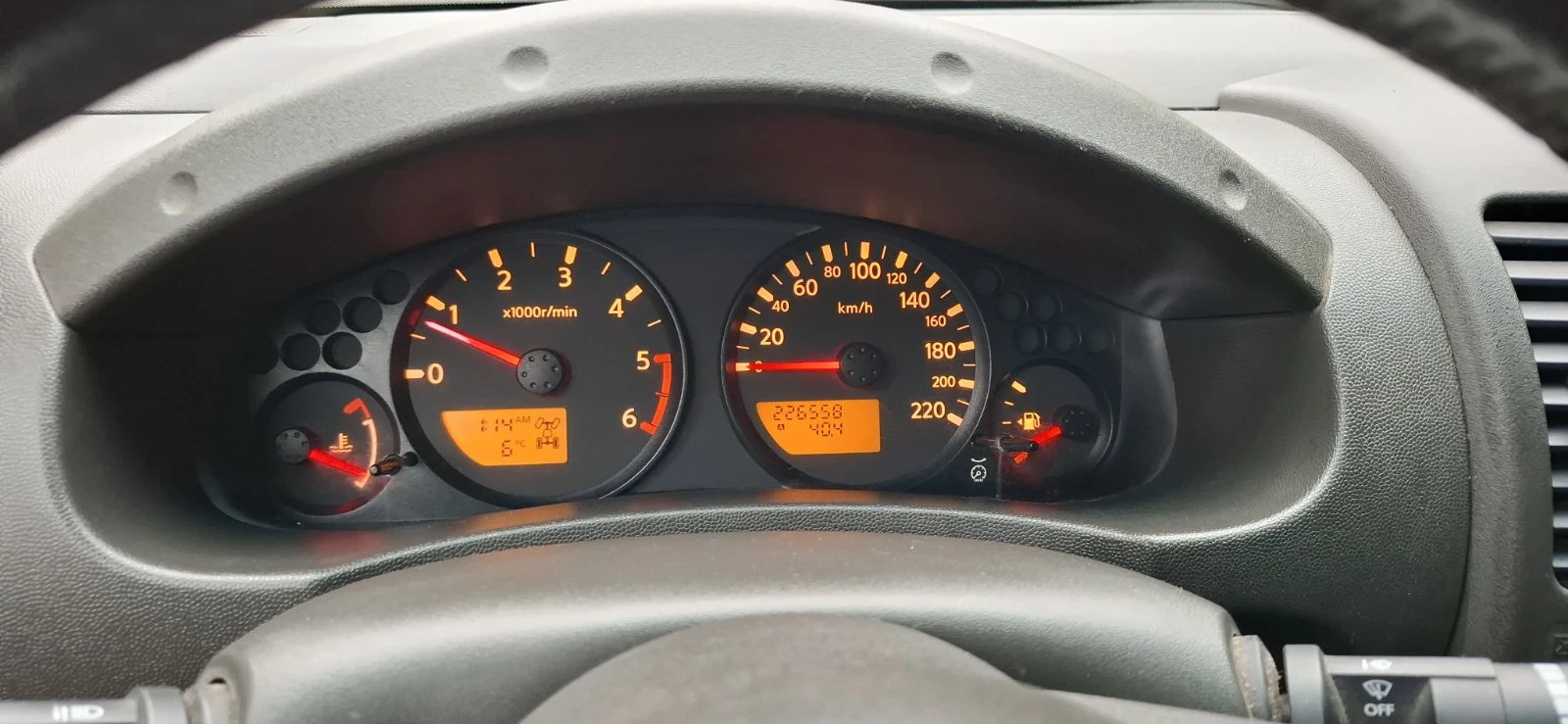 Nissan Navara 2.5 dci - изображение 10