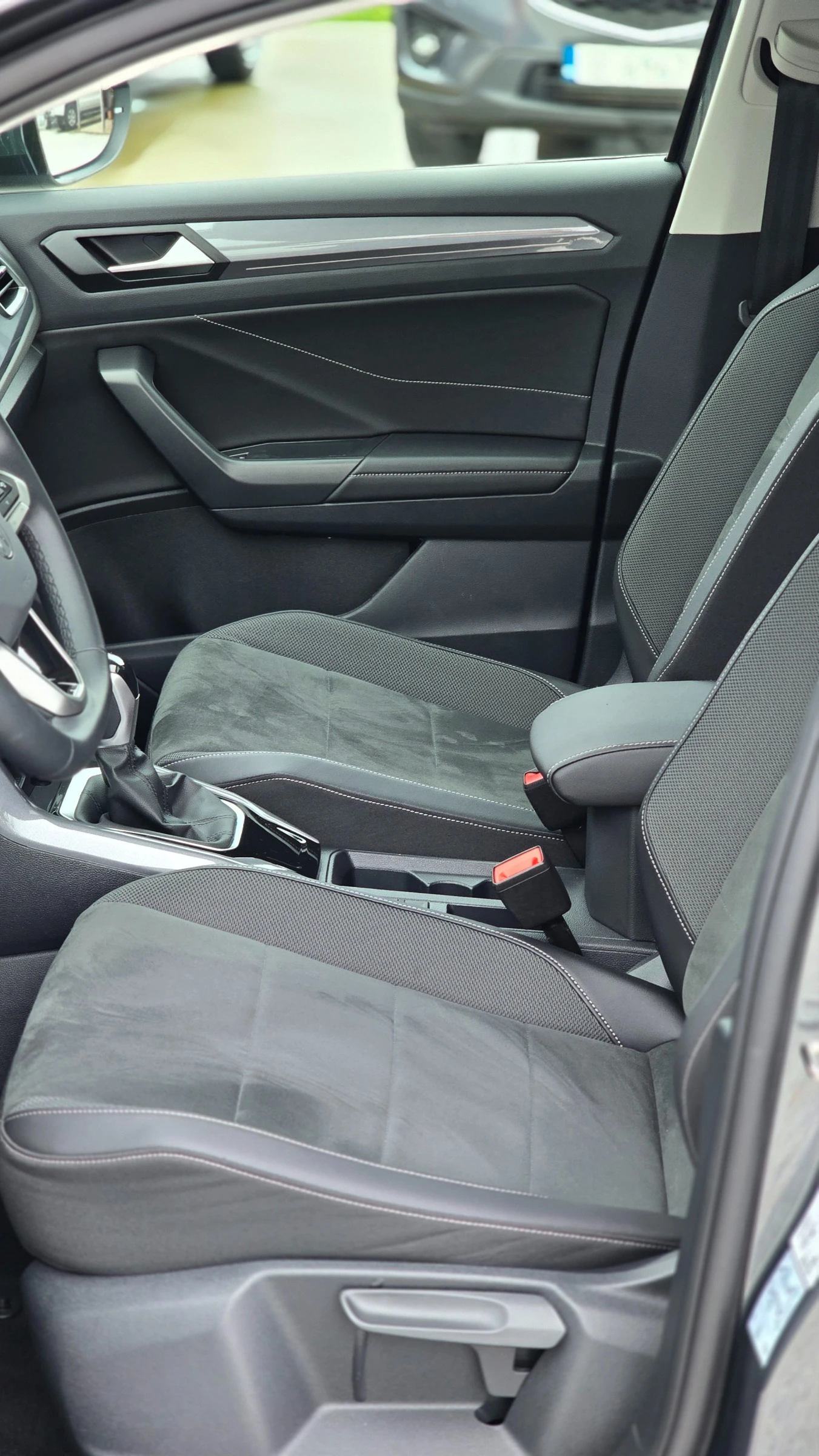 VW T-Roc 1.5 * *  | Mobile.bg   15