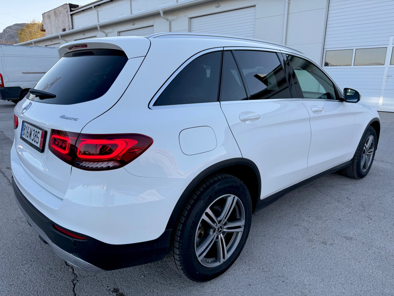 Mercedes-Benz GLC 300 Face* 4 Matic* LED, снимка 8 - Автомобили и джипове - 52666609