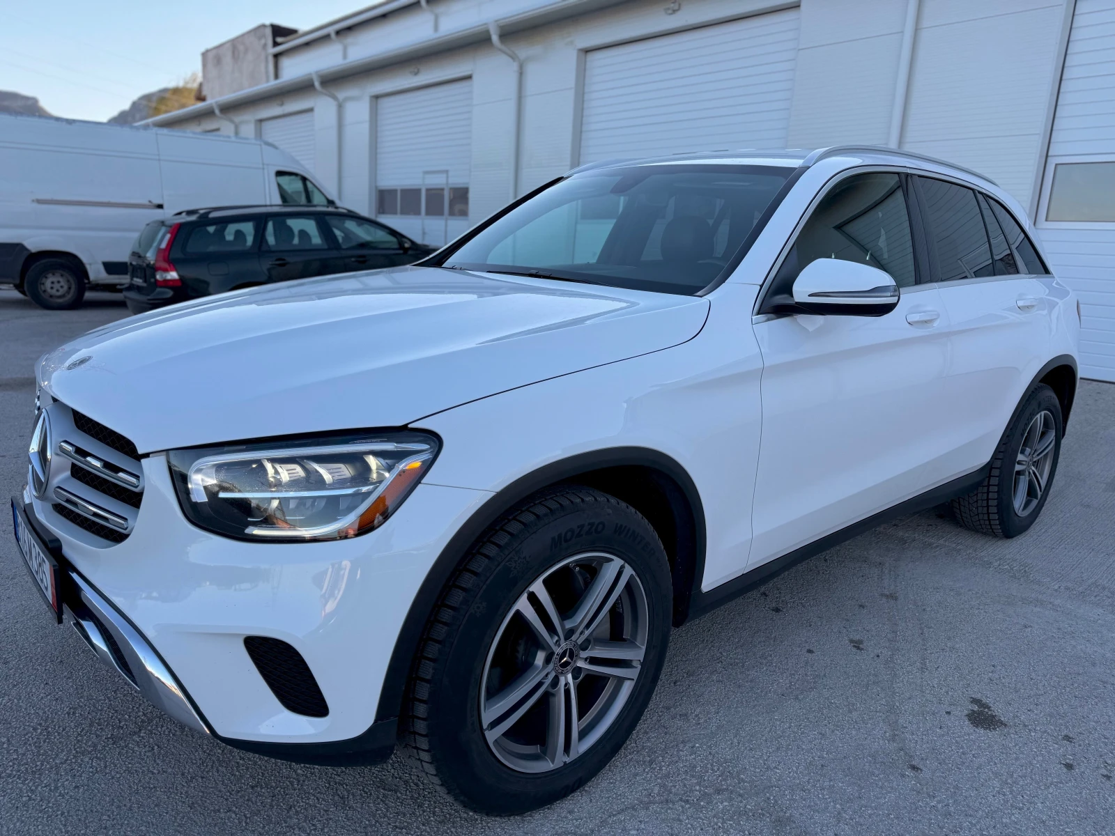 Mercedes-Benz GLC 300 Face* 4 Matic* LED, снимка 4 - Автомобили и джипове - 52666609