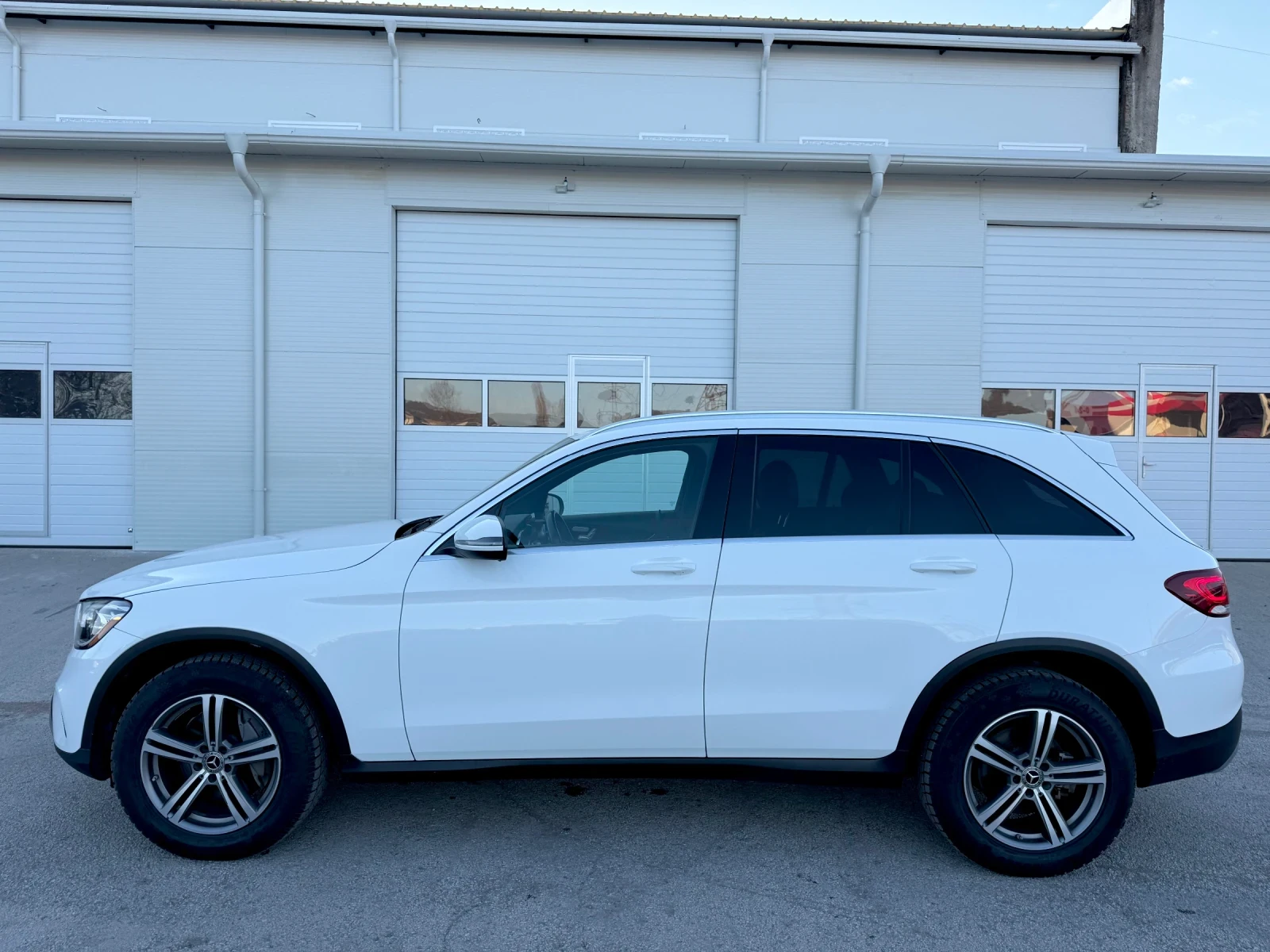 Mercedes-Benz GLC 300 Face* 4 Matic* LED, снимка 4 - Автомобили и джипове - 52666609