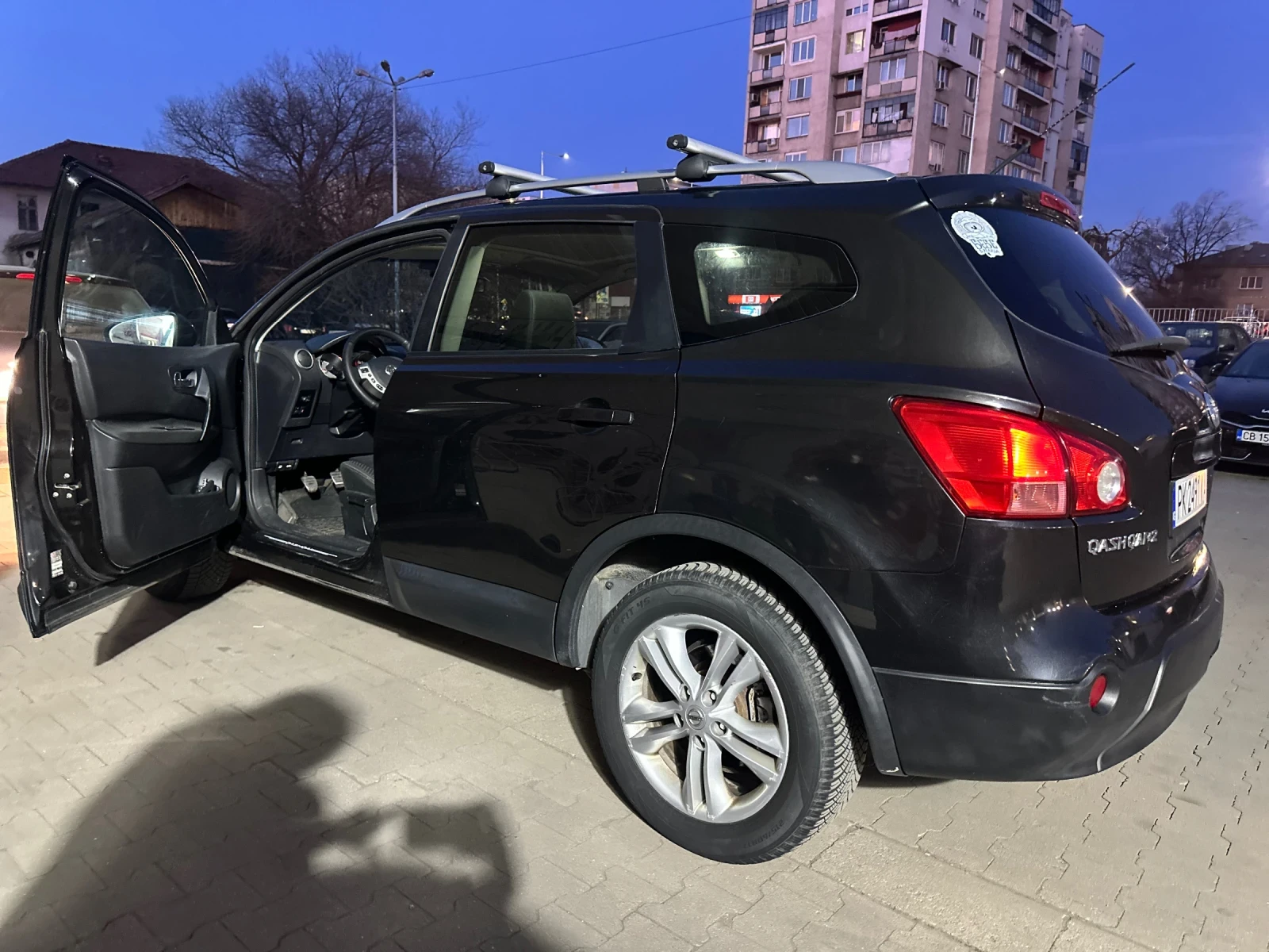Nissan Qashqai, снимка 5 - Автомобили и джипове - 53829952