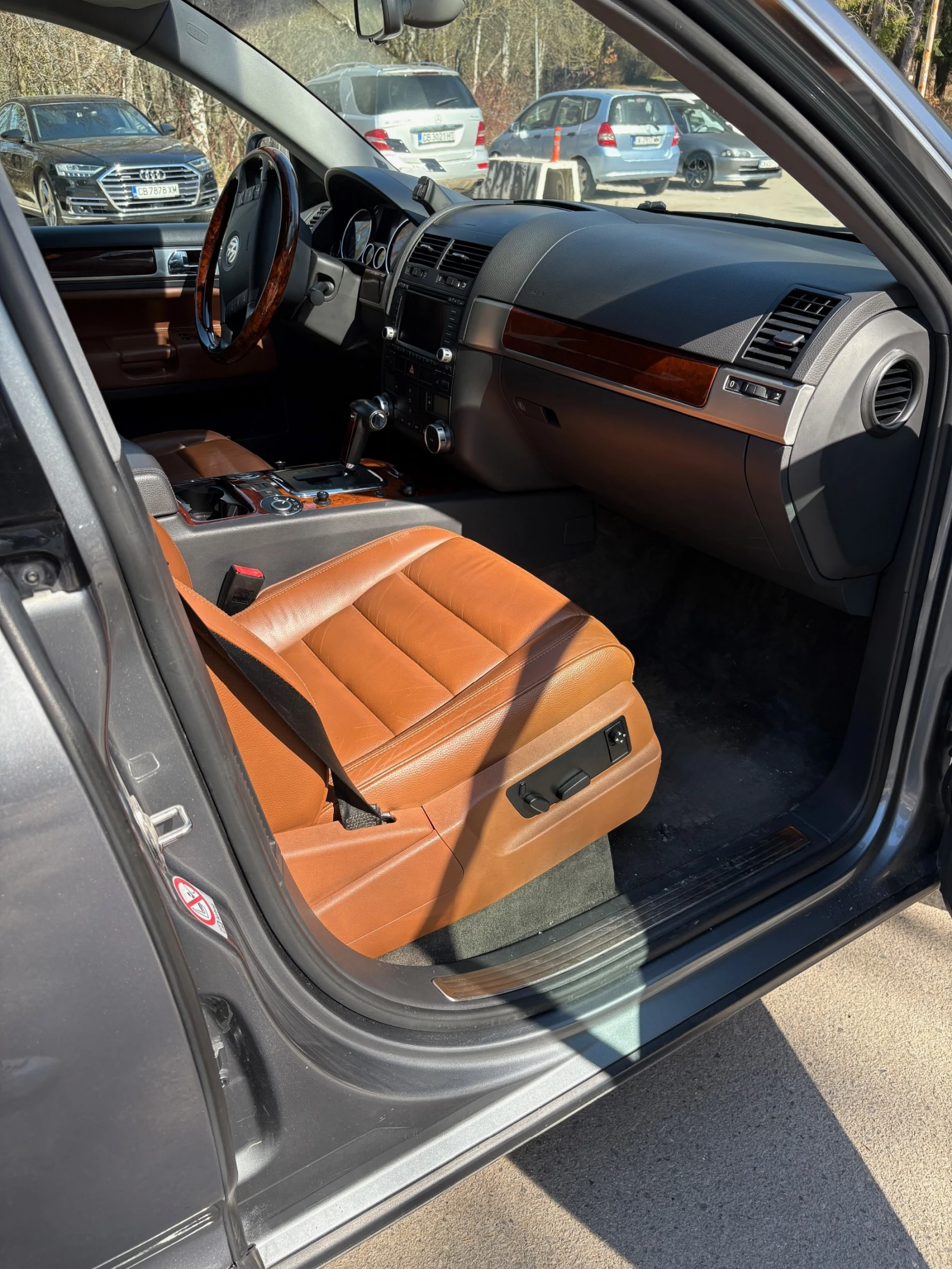 VW Touareg V10, снимка 8 - Автомобили и джипове - 53871408