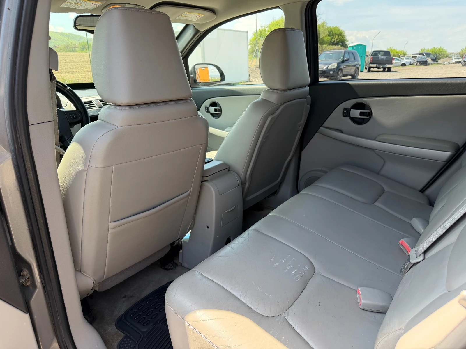 Chevrolet Equinox LT AWD Auto 3.4i V6 � ��� / ���� / � ������� | Mobile.bg � ����������� 10
