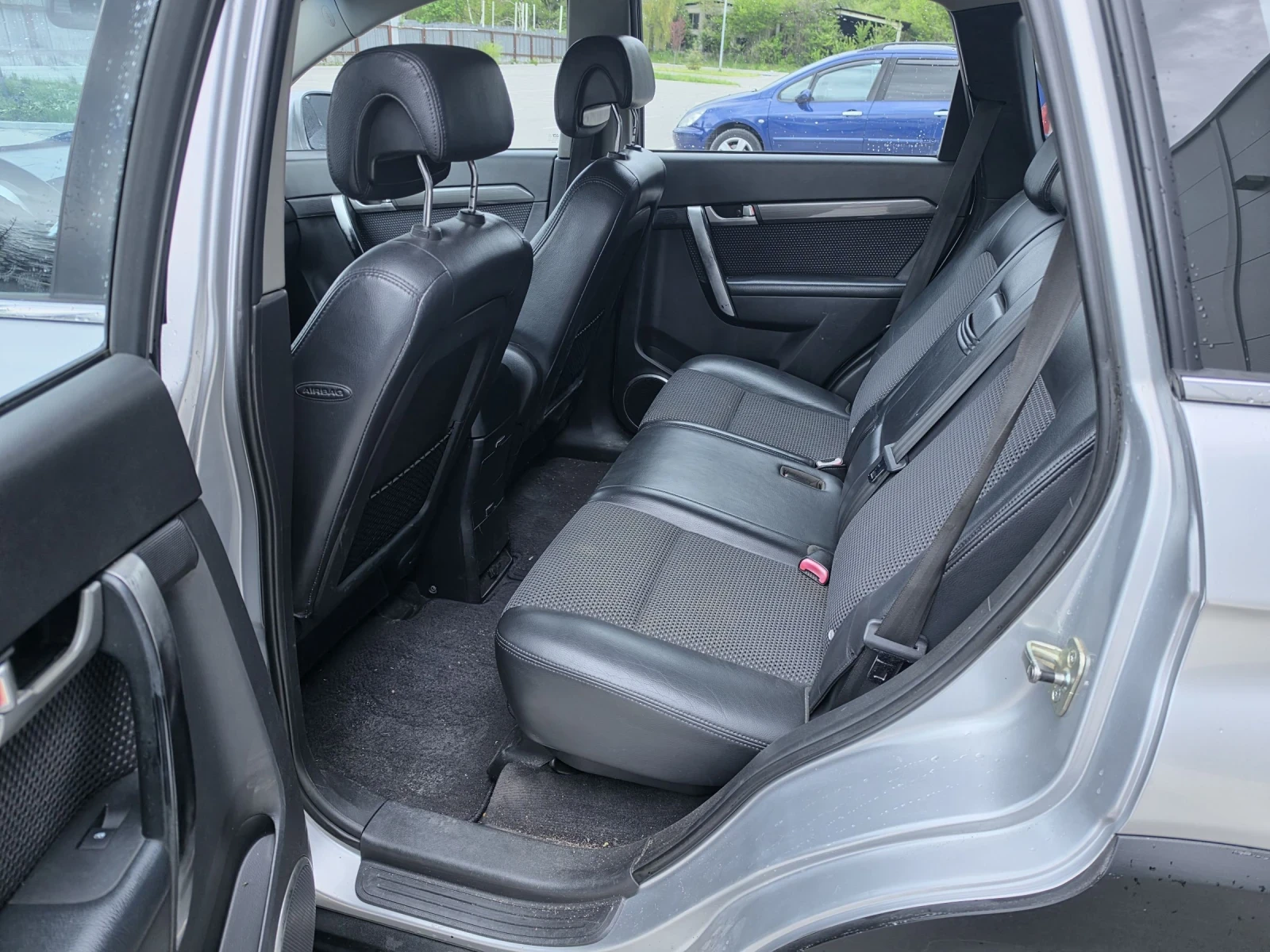 Chevrolet Captiva, снимка 7 - Автомобили и джипове - 54483176
