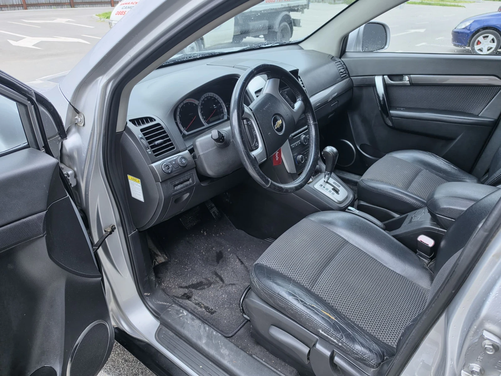 Chevrolet Captiva, снимка 8 - Автомобили и джипове - 54483176