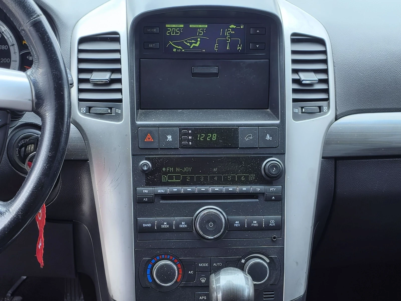 Chevrolet Captiva, снимка 17 - Автомобили и джипове - 54483176