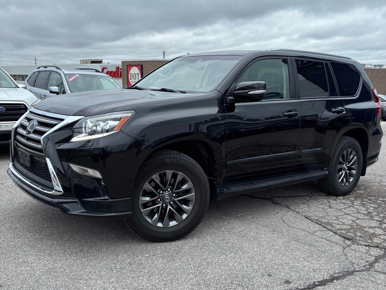 Lexus GX 460 * * CARFAX * * АВТО КРЕДИТ * * , снимка 2 - Автомобили и джипове - 54569131