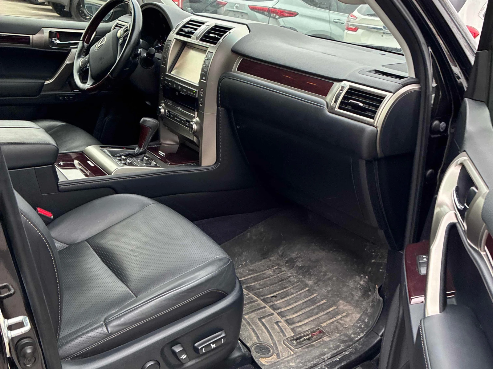Lexus GX 460 * * CARFAX * * АВТО КРЕДИТ * * , снимка 8 - Автомобили и джипове - 54569131
