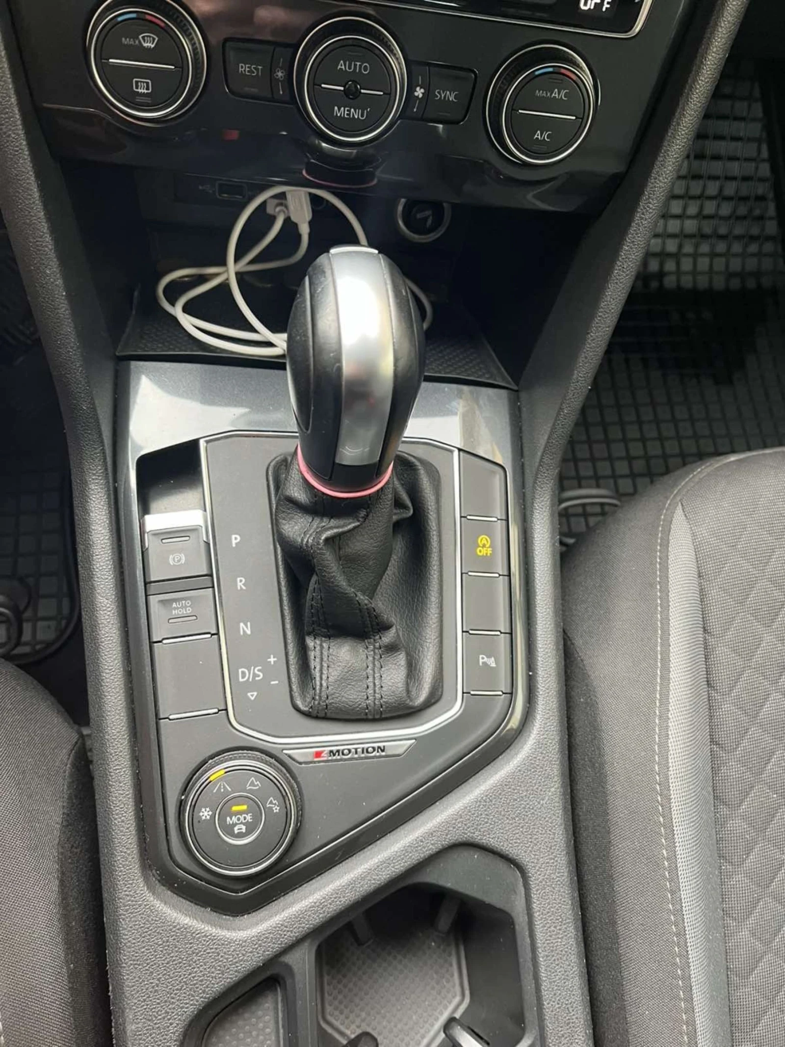 VW Tiguan TSI 2.0 190 к.с., снимка 6 - Автомобили и джипове - 54635306