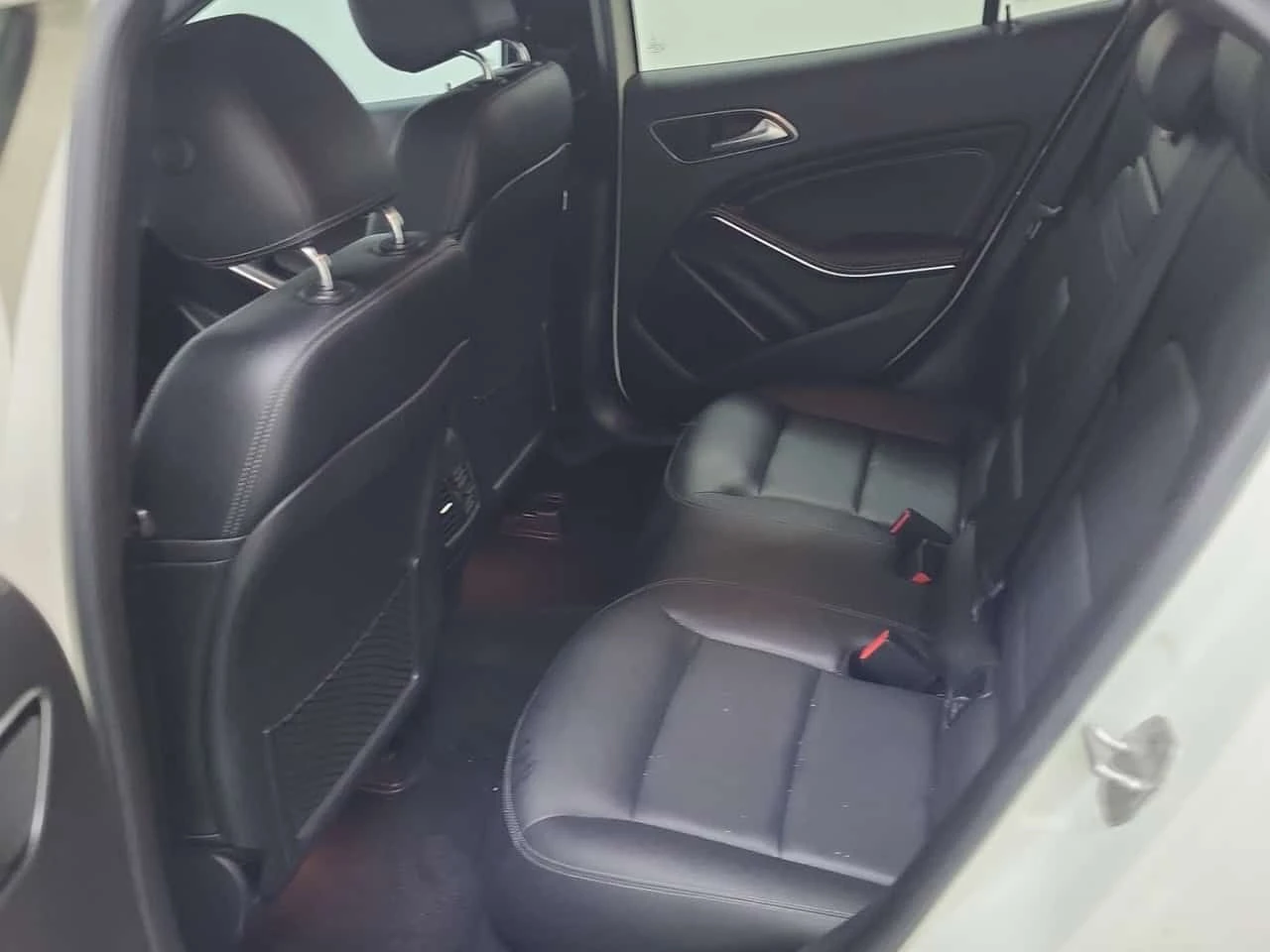 Mercedes-Benz GLA 250 * CARFAX * ПОДГРЕВИ * КАМЕРА * NAVI, снимка 13 - Автомобили и джипове - 54716511