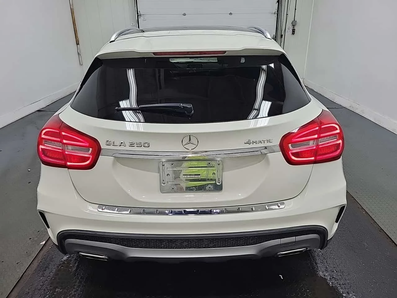 Mercedes-Benz GLA 250 * CARFAX * ПОДГРЕВИ * КАМЕРА * NAVI, снимка 17 - Автомобили и джипове - 54716511