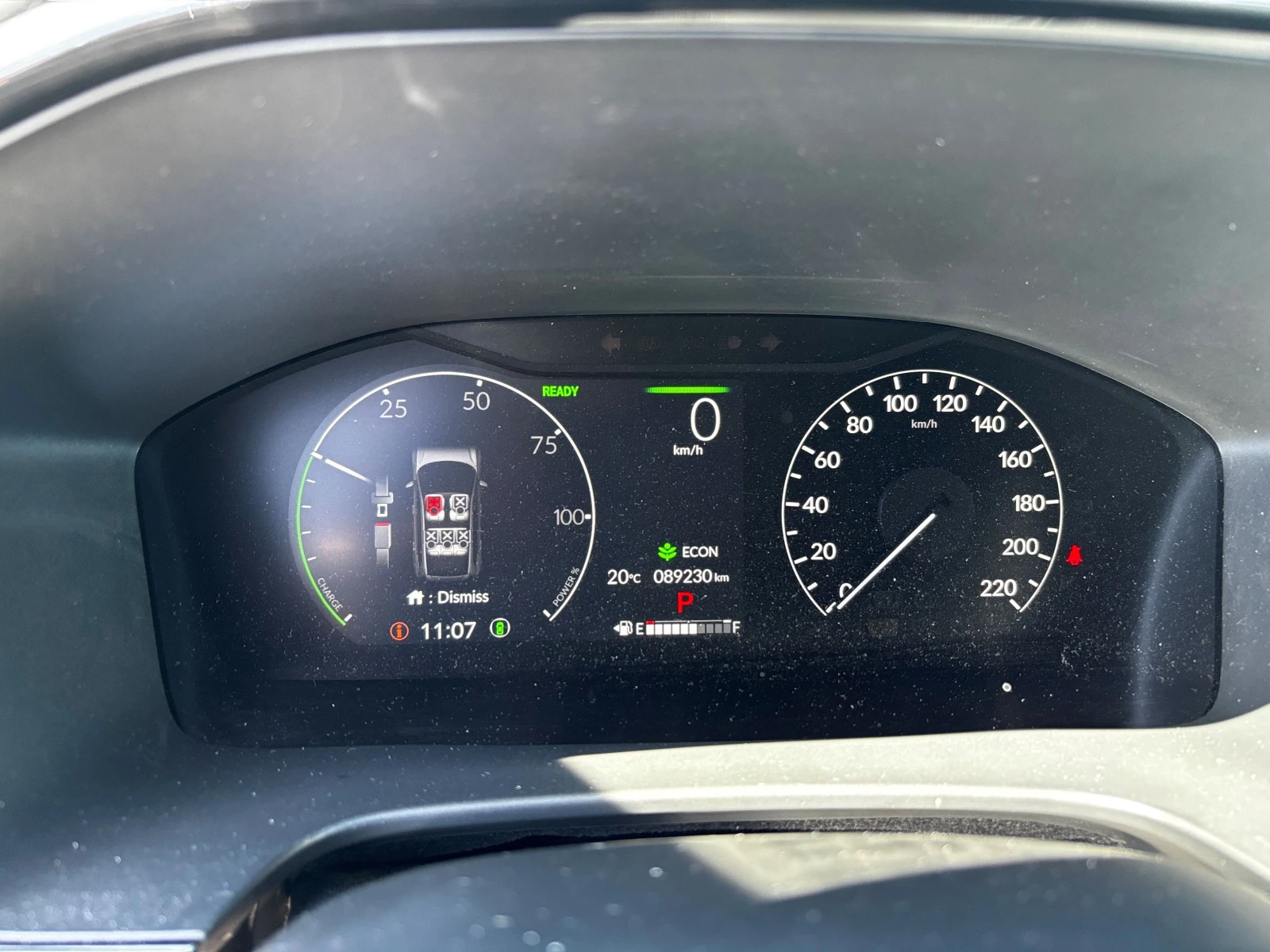 Honda Cr-v TOURING HYBRID 2.0 * * CARFAX * * АВТО КРЕДИТ * * , снимка 8 - Автомобили и джипове - 55015031