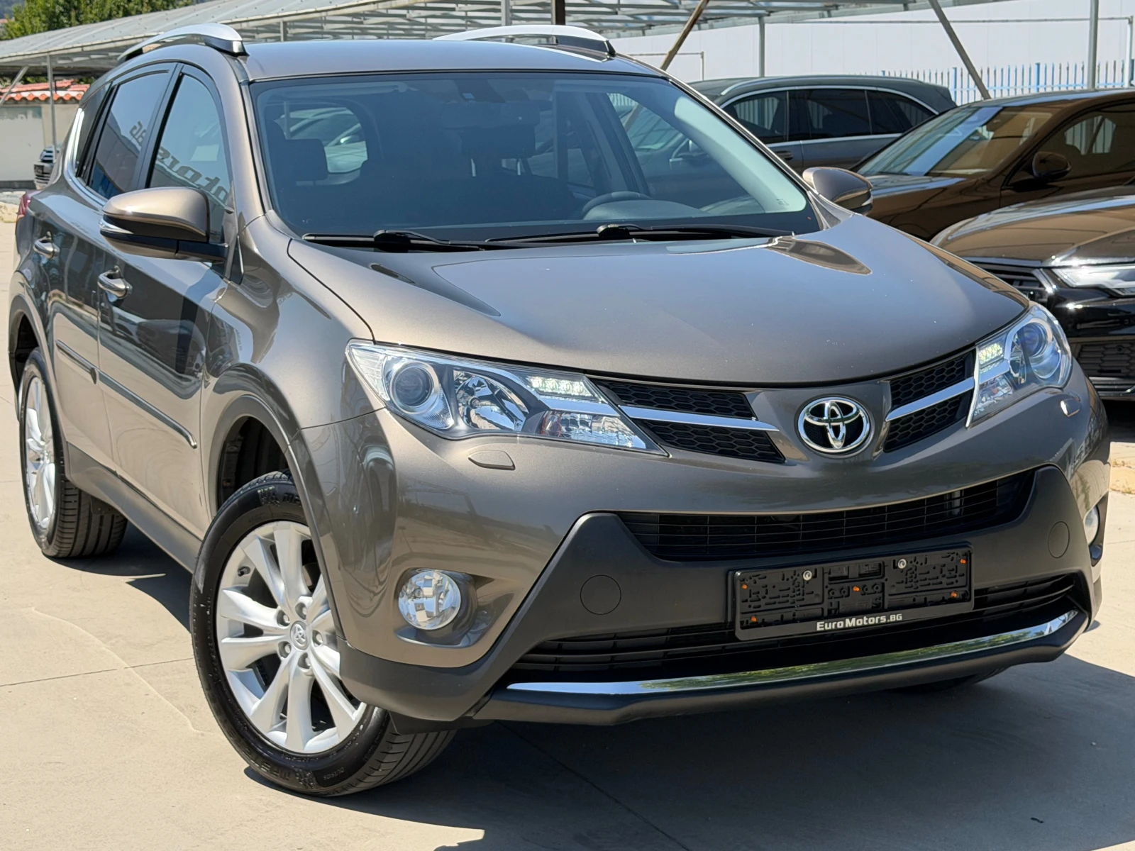 Toyota Rav4 2.0I, 4X4, ПЪЛНА СЕРВИЗНА ИСТОРИЯ+ ФАКТУРИ!, снимка 3 - Автомобили и джипове - 55644807