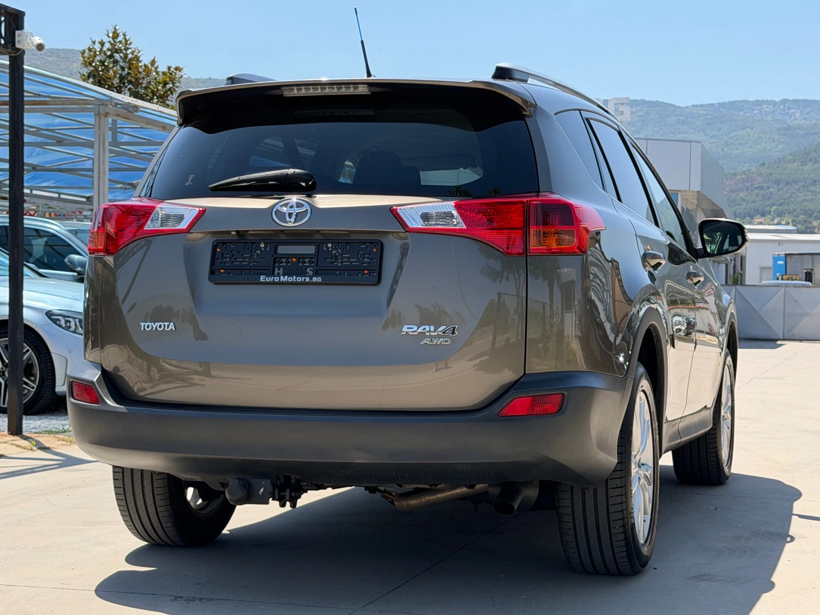 Toyota Rav4 2.0I, 4X4, ПЪЛНА СЕРВИЗНА ИСТОРИЯ+ ФАКТУРИ!, снимка 5 - Автомобили и джипове - 55644807