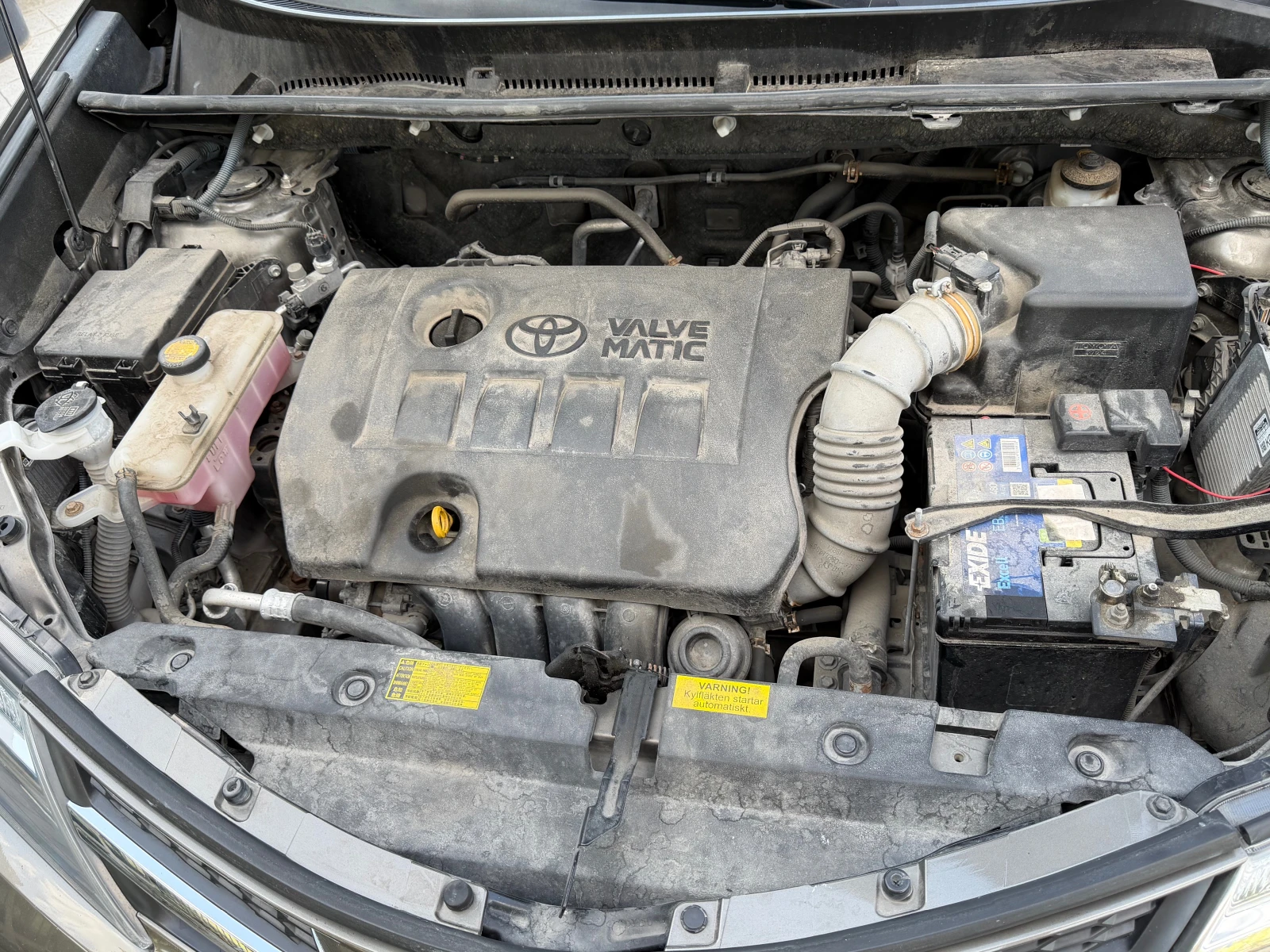 Toyota Rav4 2.0I, 4X4, ПЪЛНА СЕРВИЗНА ИСТОРИЯ+ ФАКТУРИ!, снимка 15 - Автомобили и джипове - 55644807