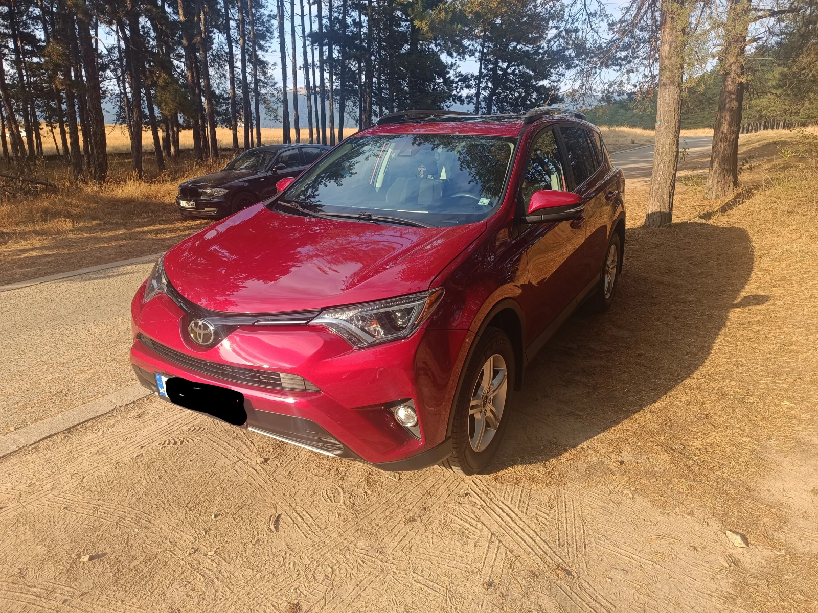 Toyota Rav4 XLE , снимка 2 - Автомобили и джипове - 55665752