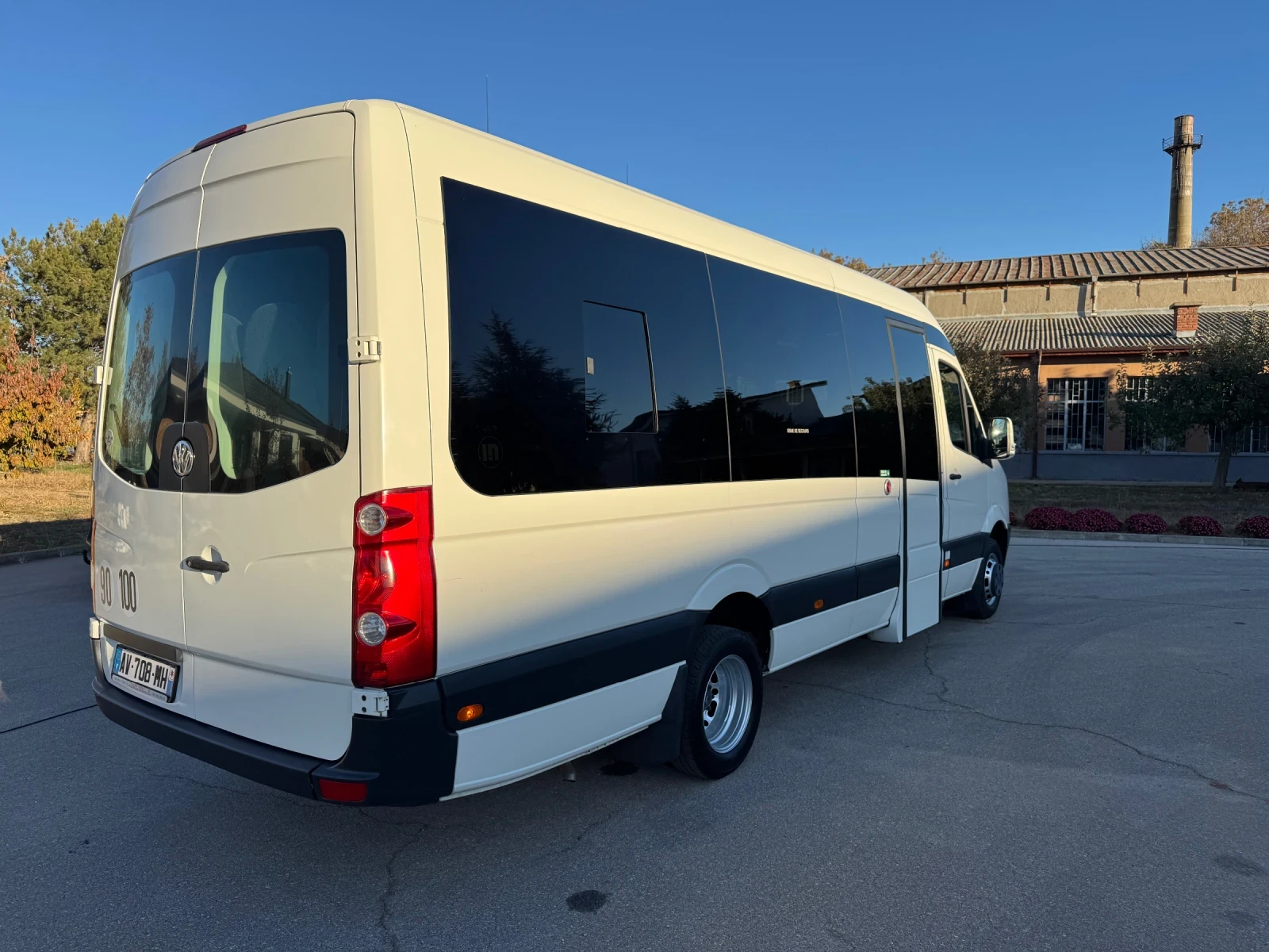 VW Crafter 2.5TDI 2-KLIMA 23-СЕДАЛКИ!!!! - изображение 2