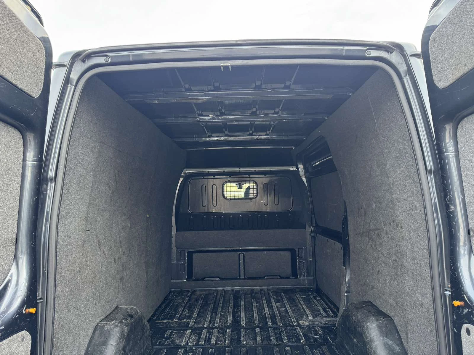 Ford Transit 2.2TDCI 115к.с.6-скорости - изображение 7