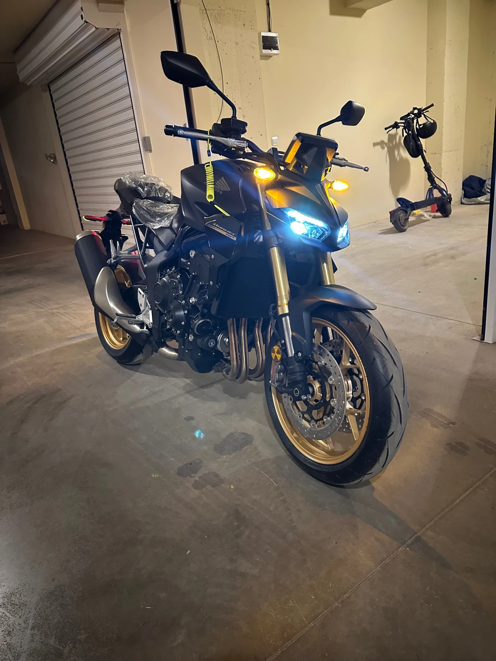 Honda Hornet, снимка 7 - Мотоциклети и мототехника - 56444358
