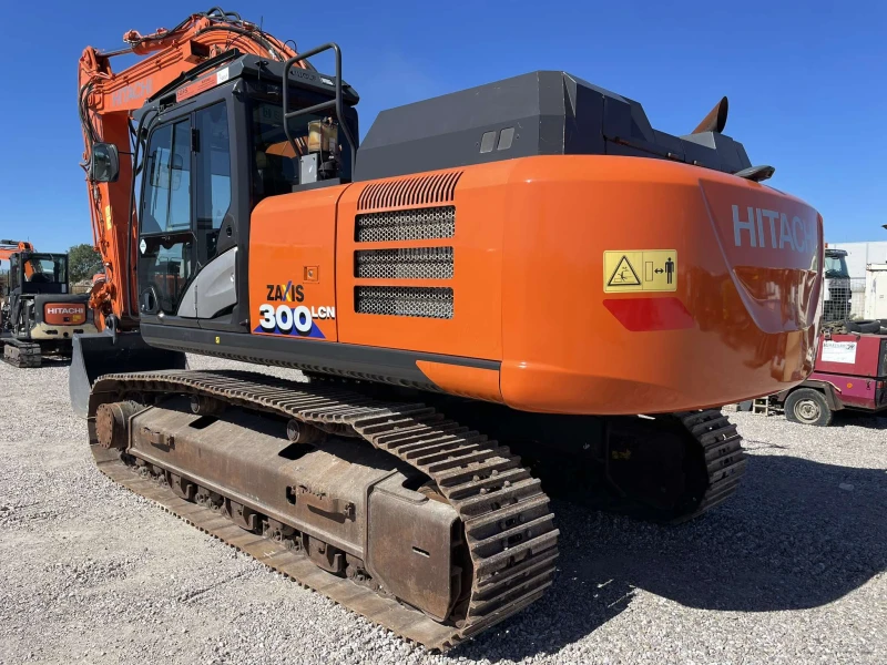 Багер Hitachi ZX 300 LCN-6, снимка 3 - Индустриална техника - 47437225