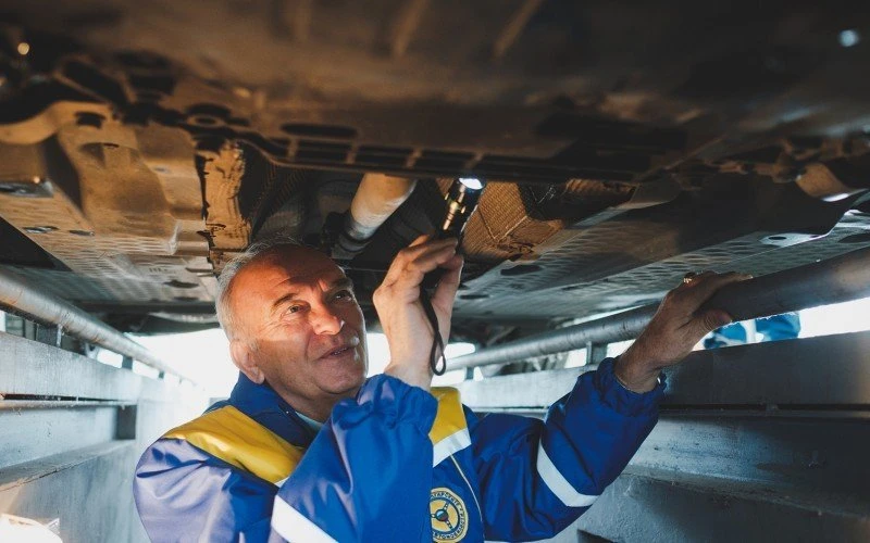 ������11 ������� � ������ �� ��� � ������ �� ��� ����� ����! | Mobile.bg � ����������� 16