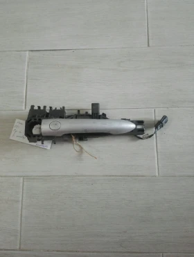 предна лява дръжка врата Рено Меган/Сценик (с основа)