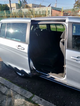 Mazda 5, снимка 8