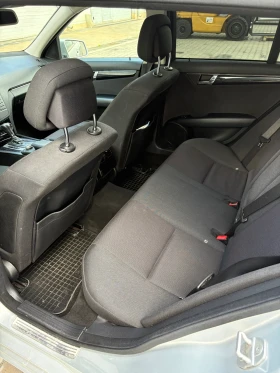 Mercedes-Benz C 220, снимка 9