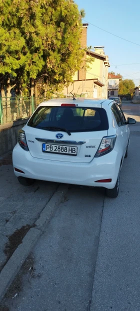 Toyota Yaris 1, 5Hibrid, снимка 2