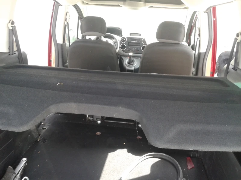 Citroen Berlingo 1.6hdi, снимка 6 - Автомобили и джипове - 37596694