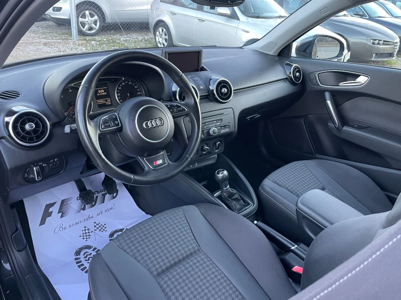 Audi A1 1.6TDI-NAVI-S-LINE, снимка 11 - Автомобили и джипове - 39121482