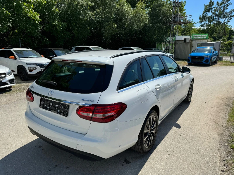 Mercedes-Benz C 220 4matic 194k.c. Facelift Топ състояние, снимка 5 - Автомобили и джипове - 39989232