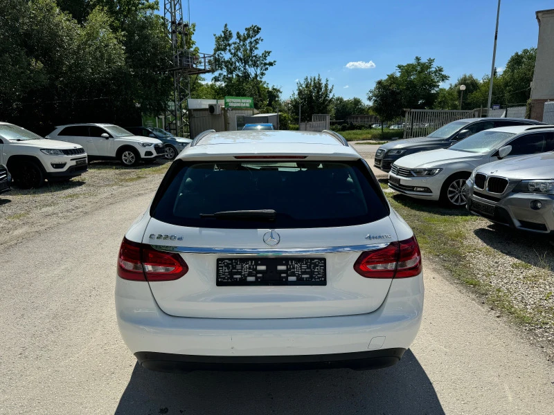 Mercedes-Benz C 220 4matic 194k.c. Facelift Топ състояние, снимка 6 - Автомобили и джипове - 39989232