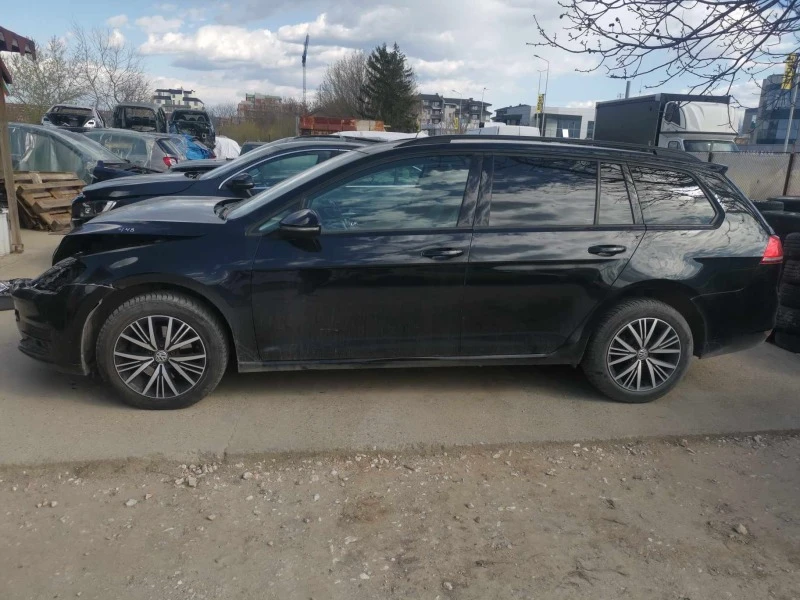 VW Golf 2.0 tdi, снимка 5 - Автомобили и джипове - 46527132