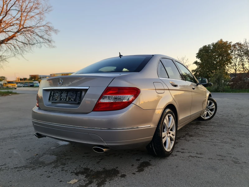 Mercedes-Benz C 280 УНИКАТ 2.8i/231hp, снимка 2 - Автомобили и джипове - 47856987