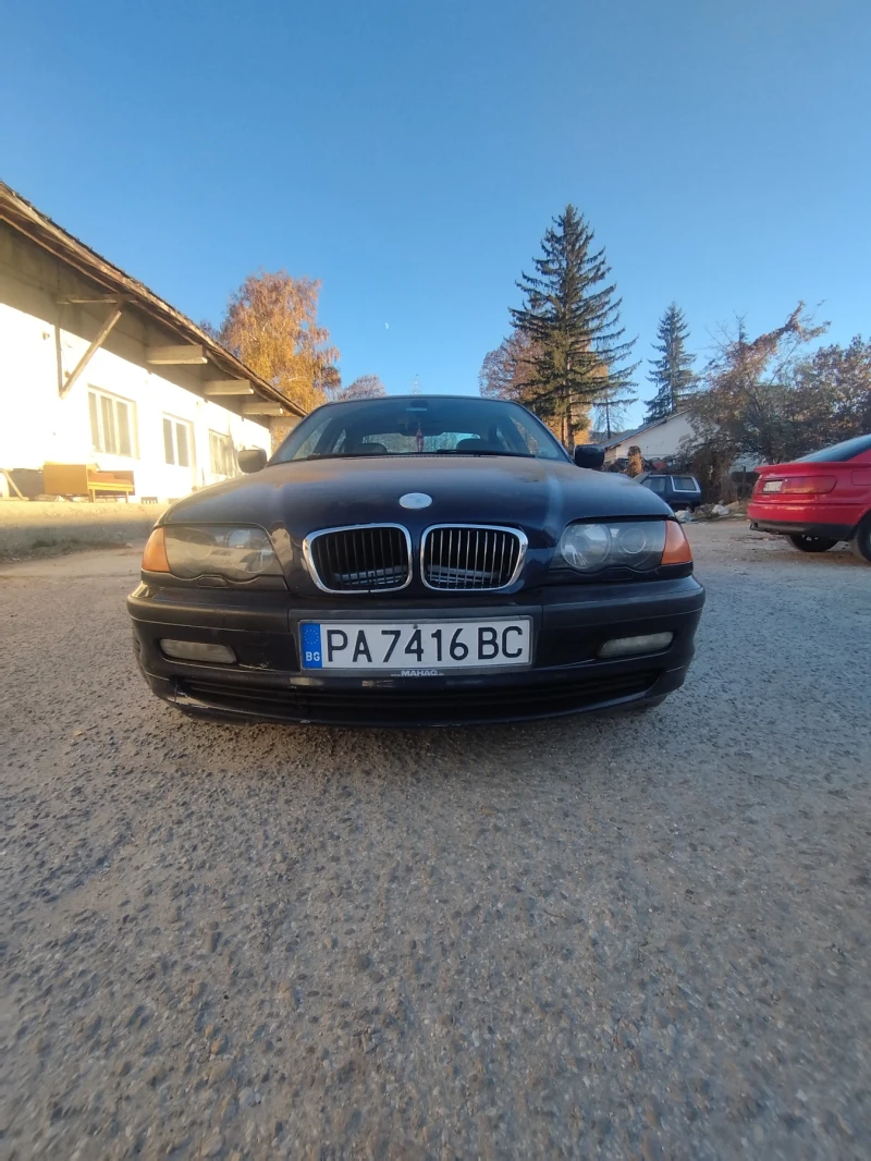 BMW 320, снимка 1 - Автомобили и джипове - 47904237